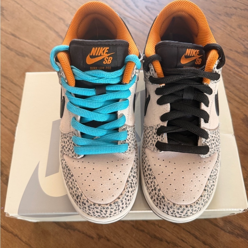 Nike SB Safari Dunks, size men’s 6.5, women’s 8, with box